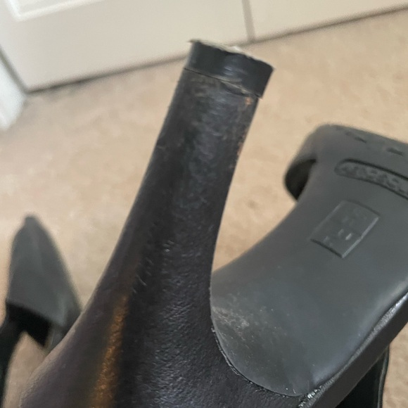 Aerosoles black heels size 8 M - Picture 10 of 10